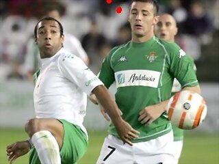 manotazo en los huevos.jpg manotazo en los huevos.jpg
